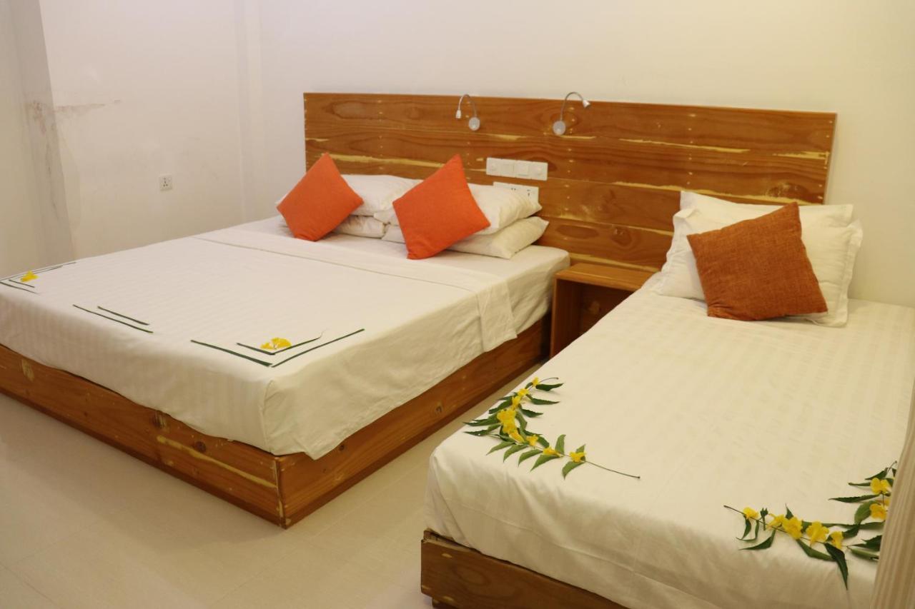 Alaika Maafushi Hotel Kültér fotó