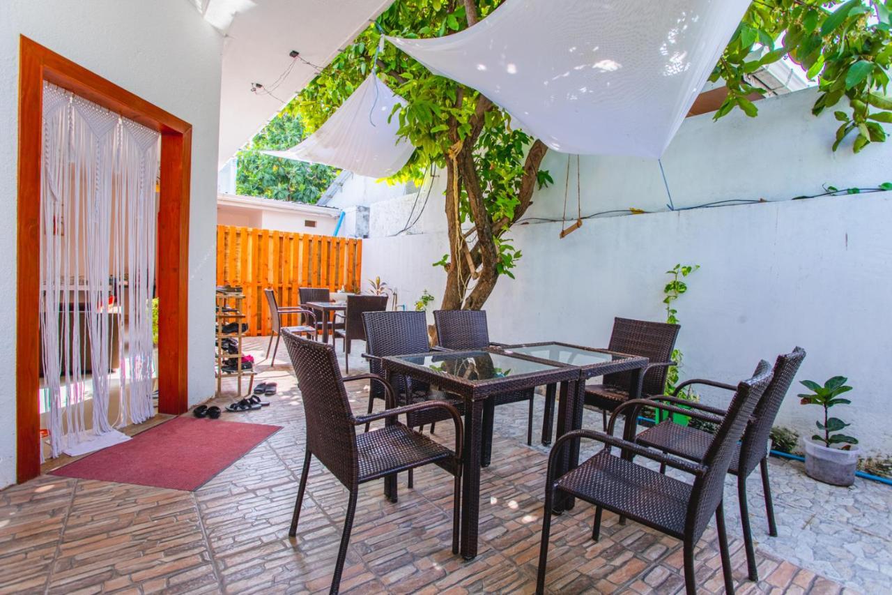 Alaika Maafushi Hotel Kültér fotó